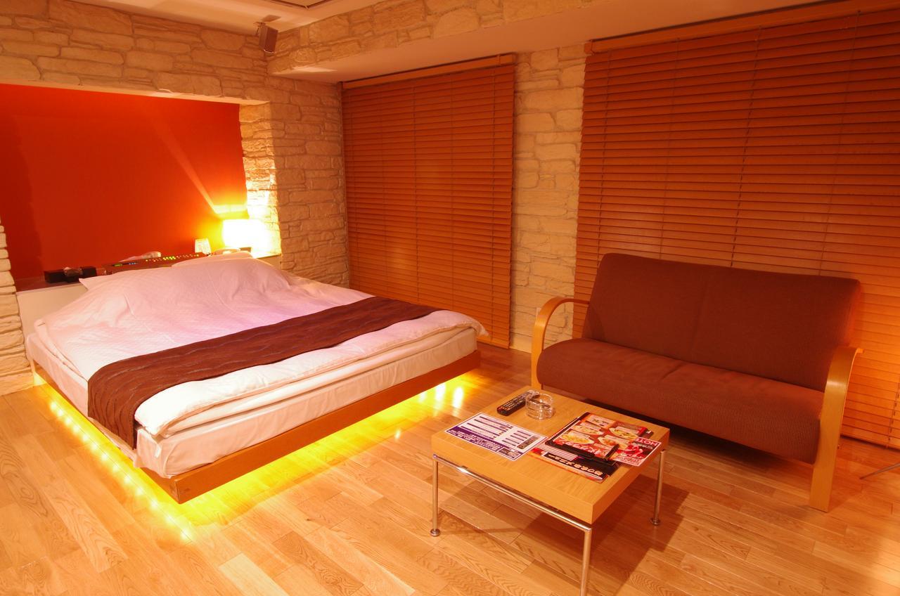 Blue Hotel Octa (Adults Only) Sapporo Bagian luar foto