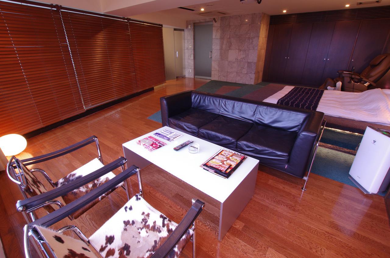 Blue Hotel Octa (Adults Only) Sapporo Bagian luar foto