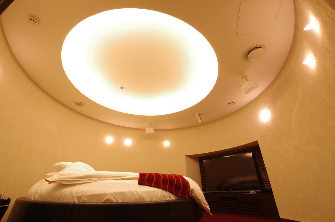 Blue Hotel Octa (Adults Only) Sapporo Bagian luar foto
